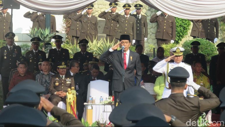 Jokowi: Jangan Sampai Pemberantasan Korupsi Bikin Takut Pebisnis