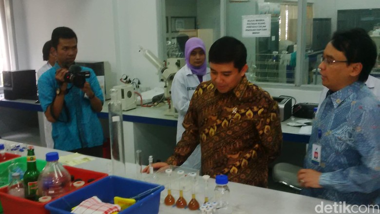 Surat Edaran Menteri Yuddy: PNS Dilarang Dukung Calon Kepala Daerah