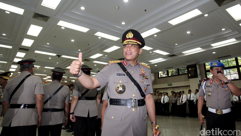 Dipimpin Trimedya, Komisi III DPR Rapat dengan Kapolri Bahas Komjen Buwas Dipimpin Trimedya, Komisi III DPR Rapat dengan Kapolri Bahas Komjen Buwas