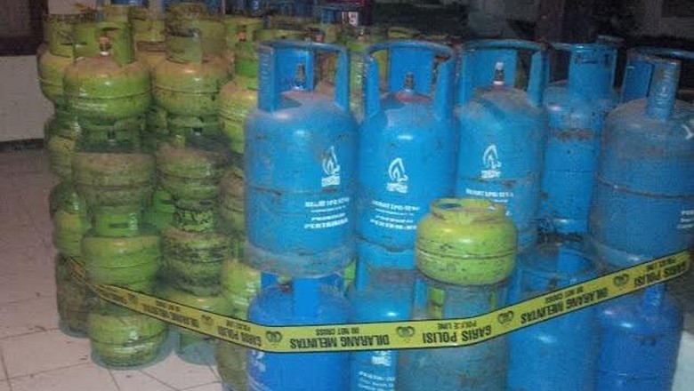 Polisi Gerebek Rumah Koruptor Gas Elpiji 3 Kg di Bogor