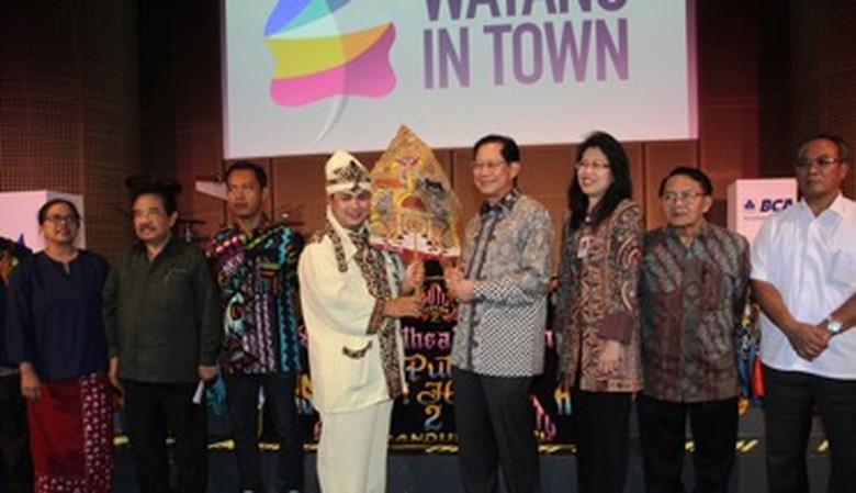 Menikmati Lakon Wayang Gaul Ganteng-Ganteng Gatot Kaca