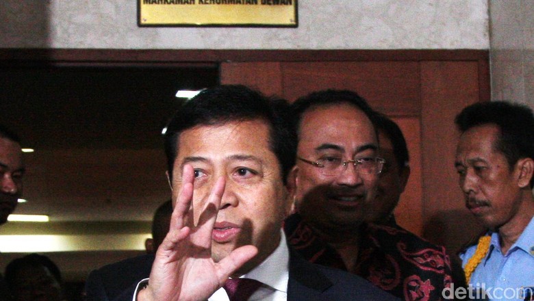 Opsi panggilan vs saham