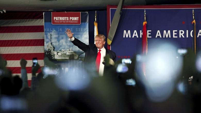 Serukan Tolak Muslim ke AS, Trump Dicabut Gelar Doktornya di Skotlandia