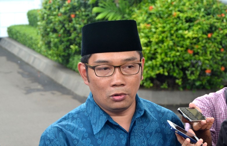 Ridwan Kamil: Jokowi Berpesan Sebaiknya Saya dan Pak Ahok Tak Bertanding Ridwan Kamil: Jokowi Berpesan Sebaiknya Saya dan Pak Ahok Tak Bertanding