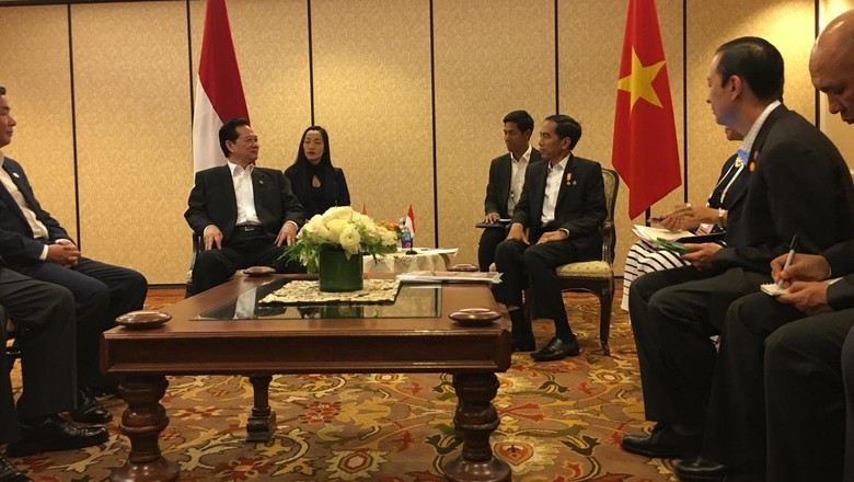 Bertemu PM Vietnam, Jokowi Bahas Kerjasama Batas Maritim