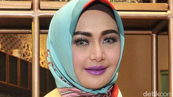 Menornya Eddies Adelia Menornya Eddies Adelia