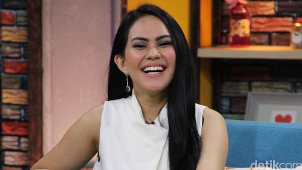 Air Mata Kartika Putri Air Mata Kartika Putri