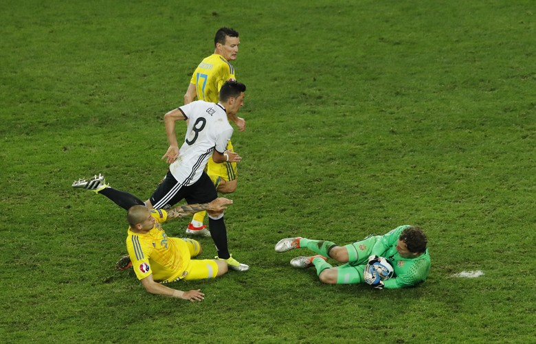 Jerman Bekuk Ukraina