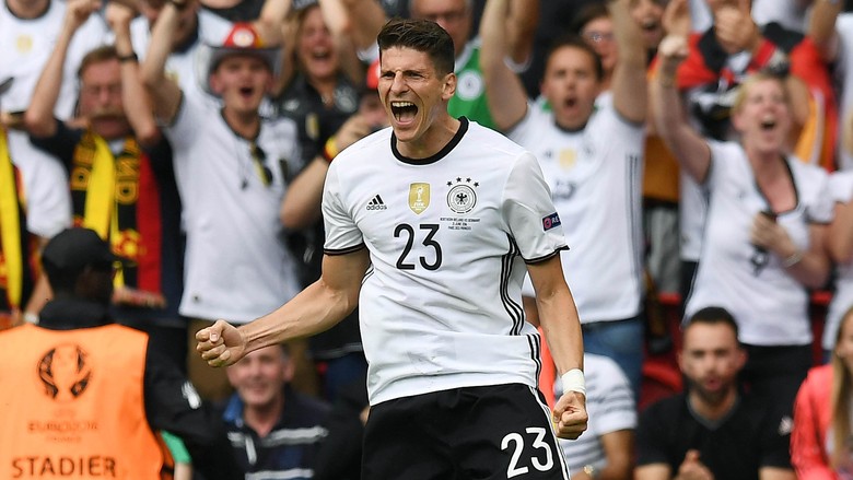 Gomez Tak Pikirkan Sepatu Emas, Hanya Mau Gelar Juara Gomez Tak Pikirkan Sepatu Emas, Hanya Mau Gelar Juara