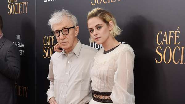 Penampilan Kristen Stewart ini Yay or Nay? Penampilan Kristen Stewart ini Yay or Nay?