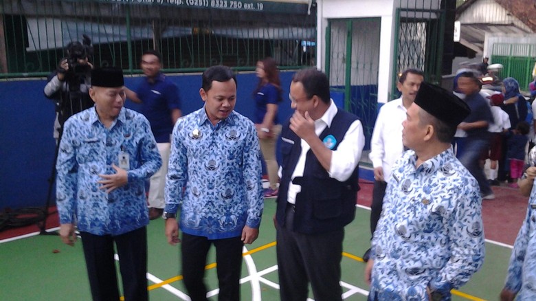 Pesan Mendikbud ke Orang Tua Murid: Jadikan Anak-anak Mencintai Belajar Pesan Mendikbud ke Orang Tua Murid: Jadikan Anak-anak Mencintai Belajar