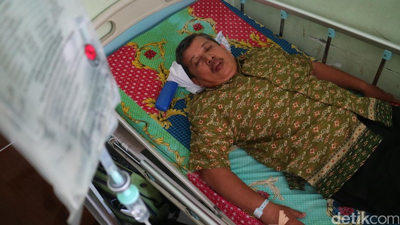 Kemendikbud Beri Bantuan Hukum dan Kesehatan untuk Guru Dasrul