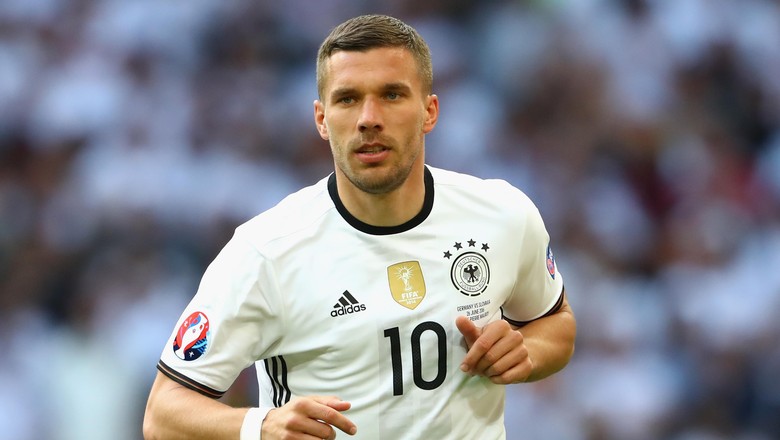 Setelah 12 Tahun dan 129 Caps, Podolski Mundur dari Timnas Jerman