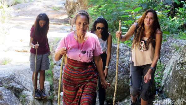 Petualangan Nadine, Kelly dan Ully di Labuan Hati Petualangan Nadine, Kelly dan Ully di Labuan Hati