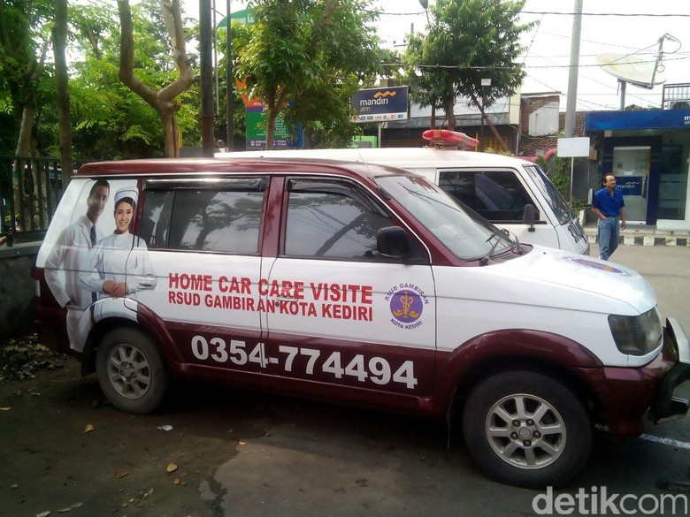 Mobil Home Care, Jemputan Gratis ke RS untuk Warga Tak Mampu di Kediri Mobil Home Care, Jemputan Gratis ke RS untuk Warga Tak Mampu di Kediri