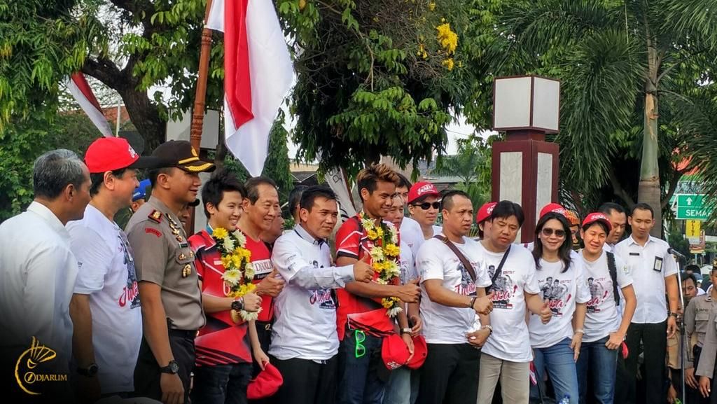 Kudus Riuh oleh Arak-arakan Owi-Butet Kudus Riuh oleh Arak-arakan Owi-Butet