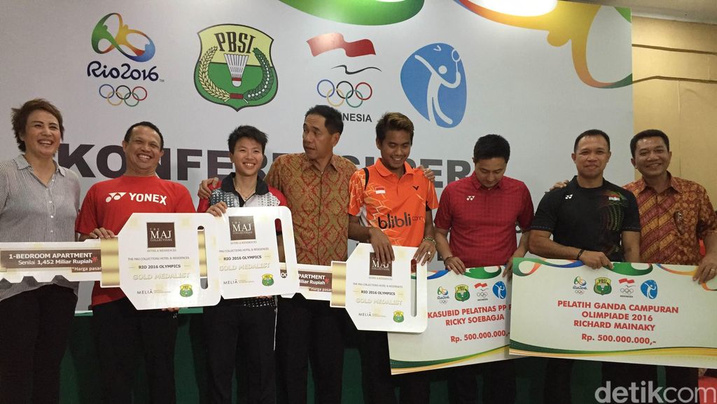 Aliran Bonus yang Tak Henti-Hentinya untuk Owi/Butet Aliran Bonus yang Tak Henti-Hentinya untuk Owi/Butet
