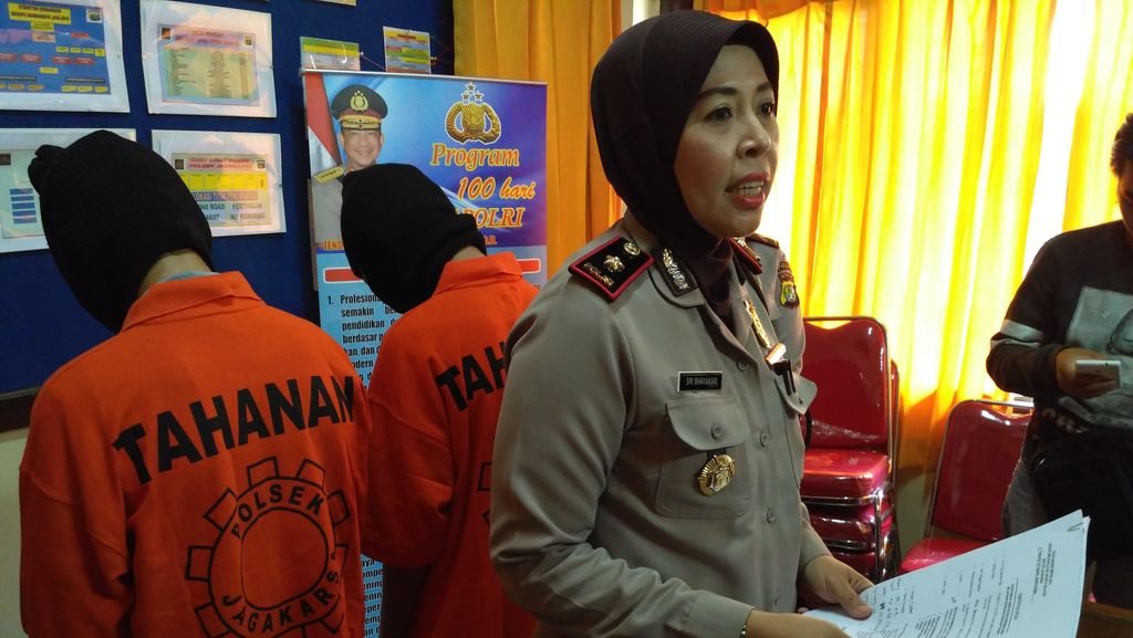 Kapolsek Jagakarsa Tegaskan Perguruan Mahesa Kurung Tidak Ajarkan Kekerasan Kapolsek Jagakarsa Tegaskan Perguruan Mahesa Kurung Tidak Ajarkan Kekerasan