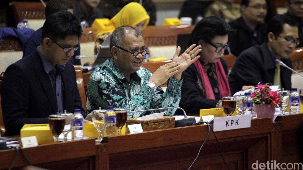 KPK: Kepatuhan LHKPN Paling Rendah di DPRD, Baru 30 Persen KPK: Kepatuhan LHKPN Paling Rendah di DPRD, Baru 30 Persen