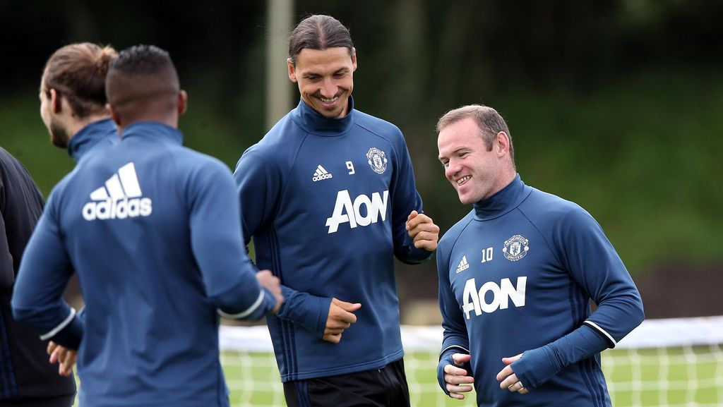 Mourinho Bakal Mainkan Ibrahimovic Sedari Awal, Belum Putuskan soal Rooney Mourinho Bakal Mainkan Ibrahimovic Sedari Awal, Belum Putuskan soal Rooney