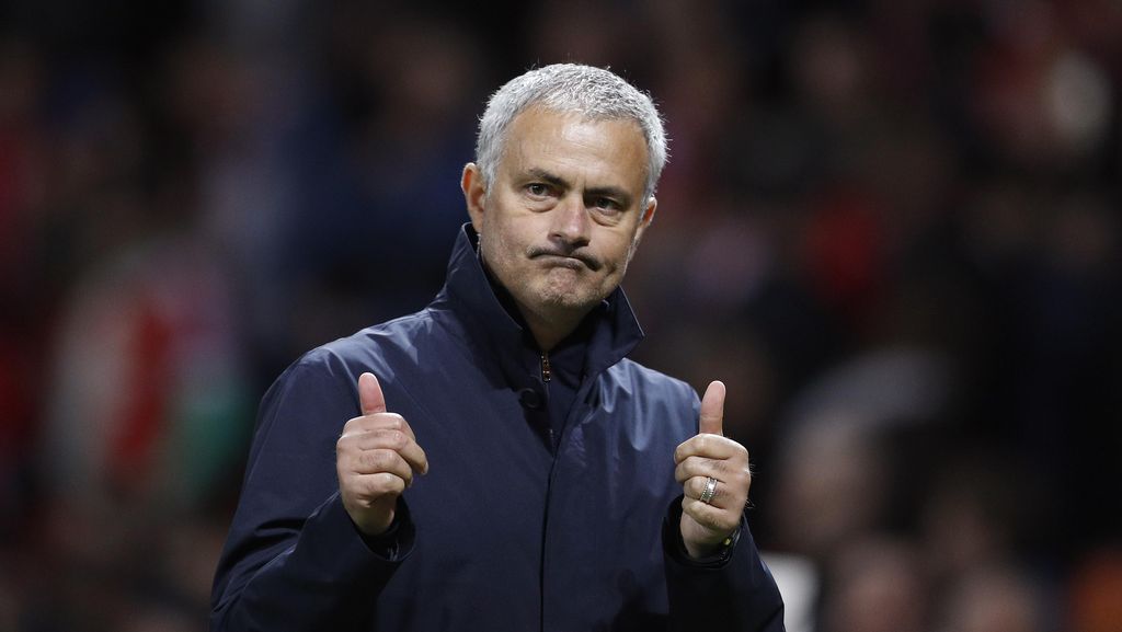 Mourinho Tanggapi Kemenangan MU dengan Biasa-Biasa Saja Mourinho Tanggapi Kemenangan MU dengan Biasa-Biasa Saja
