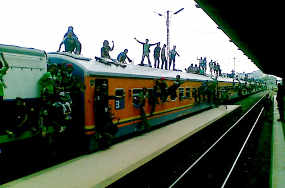 [Image: Bonek-3-isi.jpg]