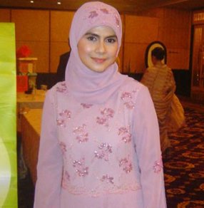 Astri Ivo, beauty, Celebrity, Desktop Girls, Emo Girl, Feminim Girls, Women, Wallpaper/astriivo2d.jpg