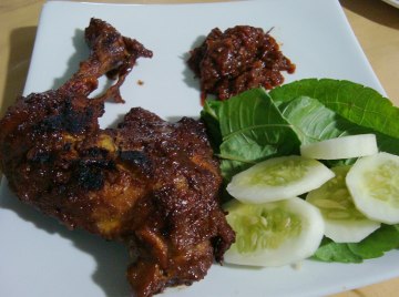 Mampir ke Warung Soto Pak Rohim