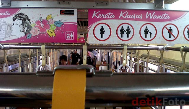 [Image: kereta2.jpg]