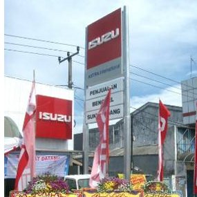 Isuzu dan Nissan Buka Diler Baru Isuzu dan Nissan Buka Diler Baru