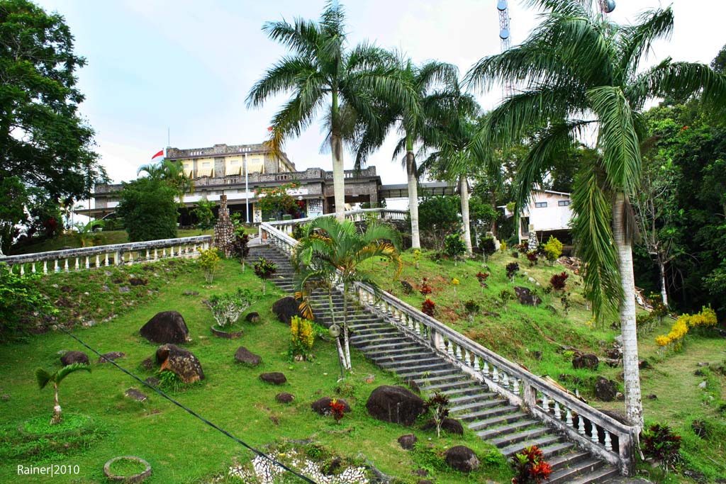 http://images.detik.com/content/2010/11/11/1001/detik_IMG_0269.jpg