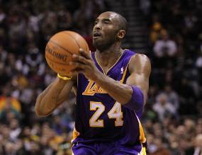 Lakers Tutup 2010 dengan Kemenangan
