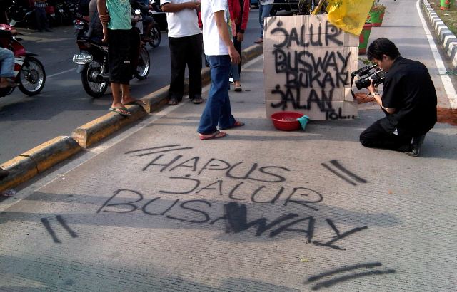 GB