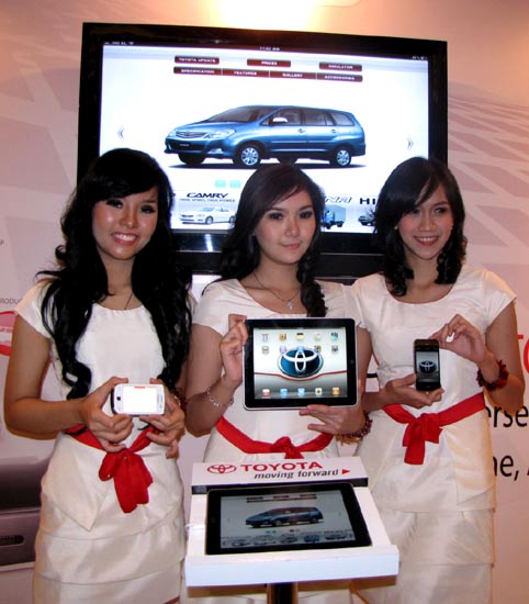 Aplikasi Mobile Pengguna Toyota [ www.BlogApaAja.com ]