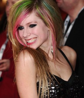 Tiket Konser Termahal Avril Lavigne di Jakarta Rp 575 Ribu