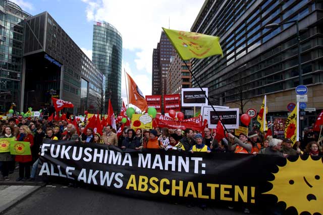 Demo Anti Nuklir di Jerman