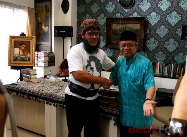 Taufiq Ismail & Bramantyo Prijosusilo Berdamai