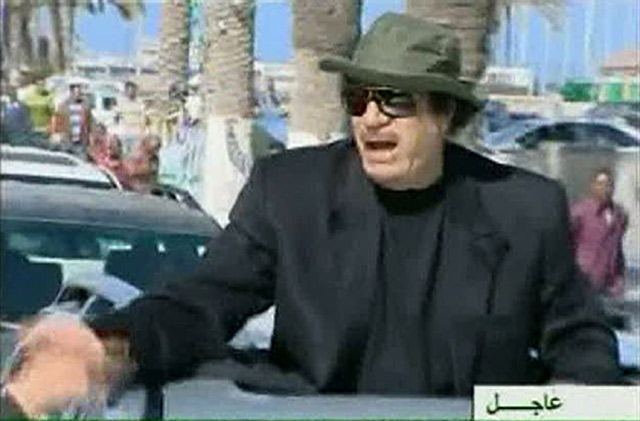Negaranya Diserang, Khadafi Naik Mobil Sport
