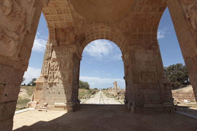 Melihat Reruntuhan Kota Kuno Leptis Magna