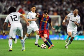 VIDEO BARCELONA VS REAL MADRID 1-1 EL CLASICO 2011 (YOUTUBE) Messi CR7 Imbang Hasil Liga Spanyol 2011