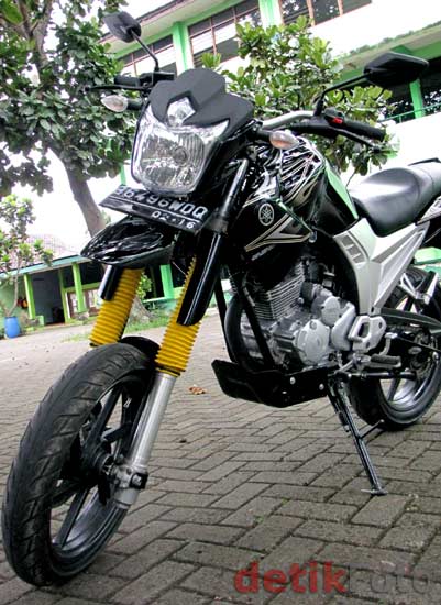 Yamaha Scorpio Supermoto