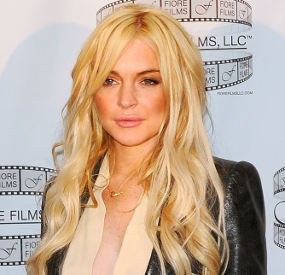 Hii...Lindsay Lohan Akan Kerja Sosial di Kamar Mayat