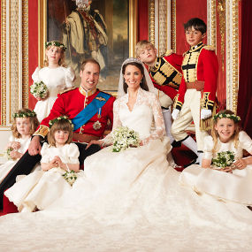 Ini Dia Foto Resmi Pernikahan Pangeran William dan Kate Middleton