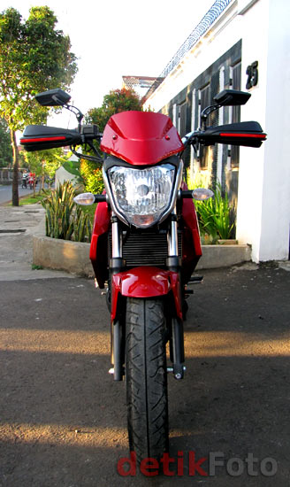 Modifikasi Honda CBR250R ala Mayor AL 