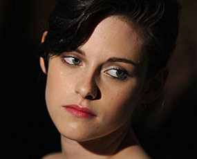 Kristen Stewart Idolakan Jodie Foster