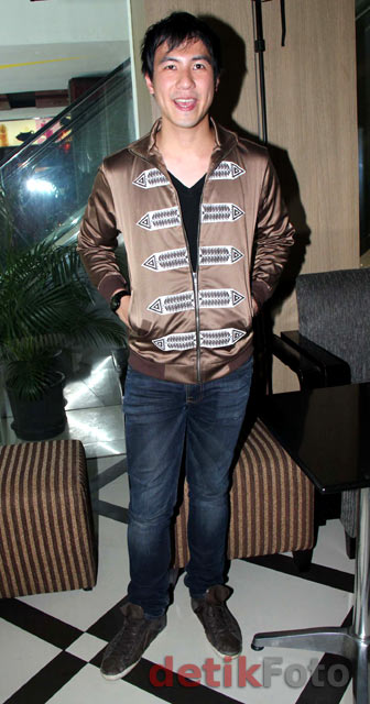 Daniel Mananta Bedah Pose Nakalnya