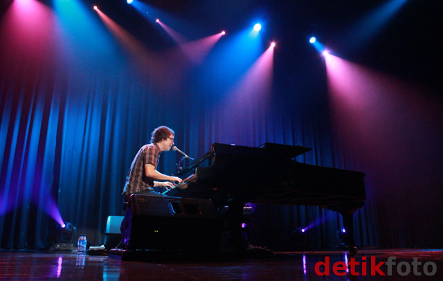 Konser Ben Folds