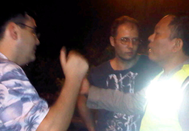 Mobil Diplomatik Rusia Tabrak Pekerja Jalan