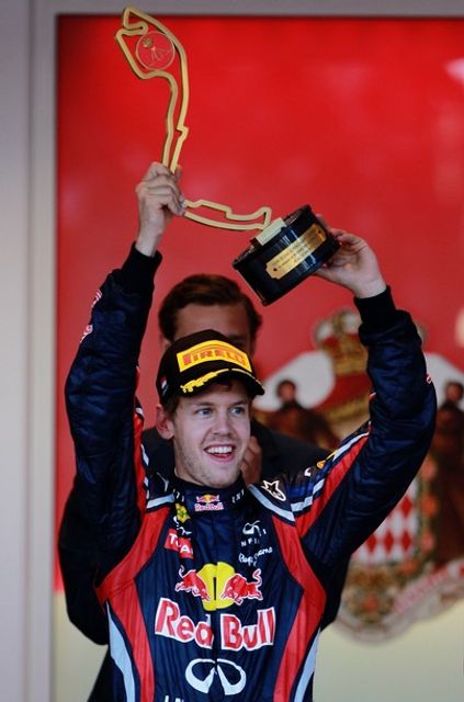 Vettel Makin Dominan