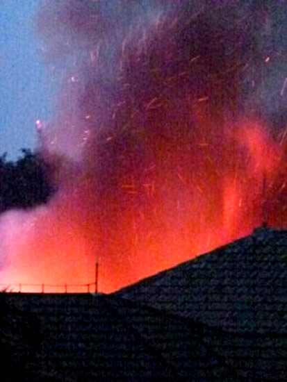 Sebuah Rumah di Pondok Indah Dilalap Api